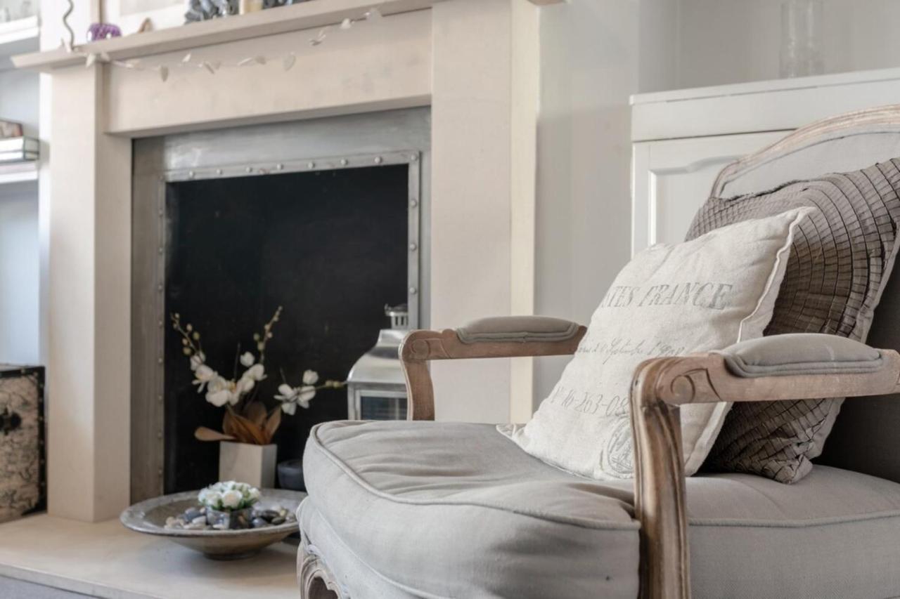 Stylish 1 Bed Apartment Near Battersea Park Лондон Екстериор снимка